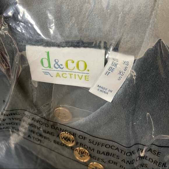 DENIM & Co. Active Regular Velour Tunic with Cross - Picture 4 of 5